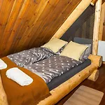 Saski Zakatek, W Bajkowym Domku!!! Mazury, Sauna, Jezioro, Pomost, ヴィラ *