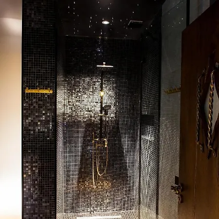 Saski Zakatek, W Bajkowym Domku!!! Mazury, Sauna, Jezioro, Pomost, Villa *