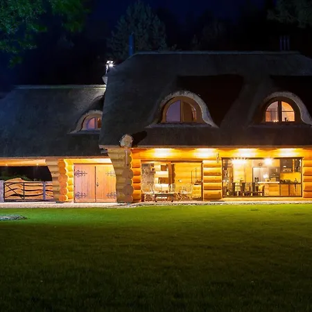 Villa Saski Zakatek, W Bajkowym Domku!!! Mazury, Sauna, Jezioro, Pomost, Sasek Maly