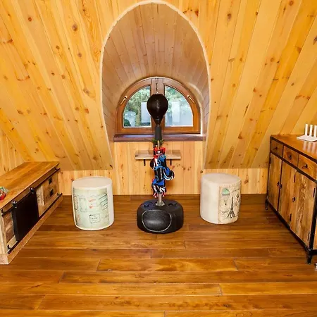 Saski Zakatek, W Bajkowym Domku!!! Mazury, Sauna, Jezioro, Pomost, Villa *