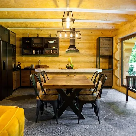 Saski Zakatek, W Bajkowym Domku!!! Mazury, Sauna, Jezioro, Pomost,